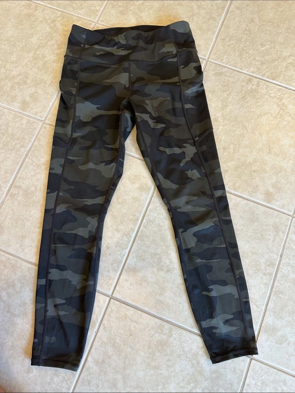 Athleta Camo Leggings - Black & Gray